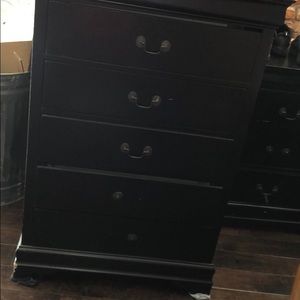 4’5” Dresser